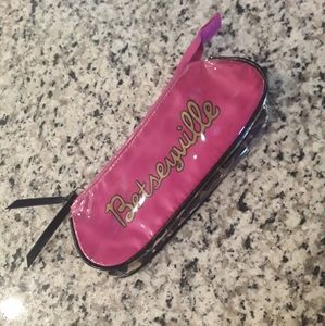 Betsey Johnson-FREE MYSTERY GIFT W PURCHASE